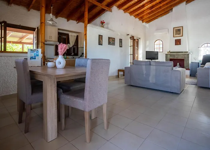 Seaside Retreat For Families And Pets